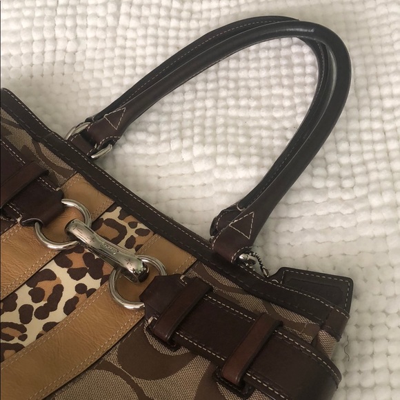 Coach Hampton Satchel - Picture 8 of 10